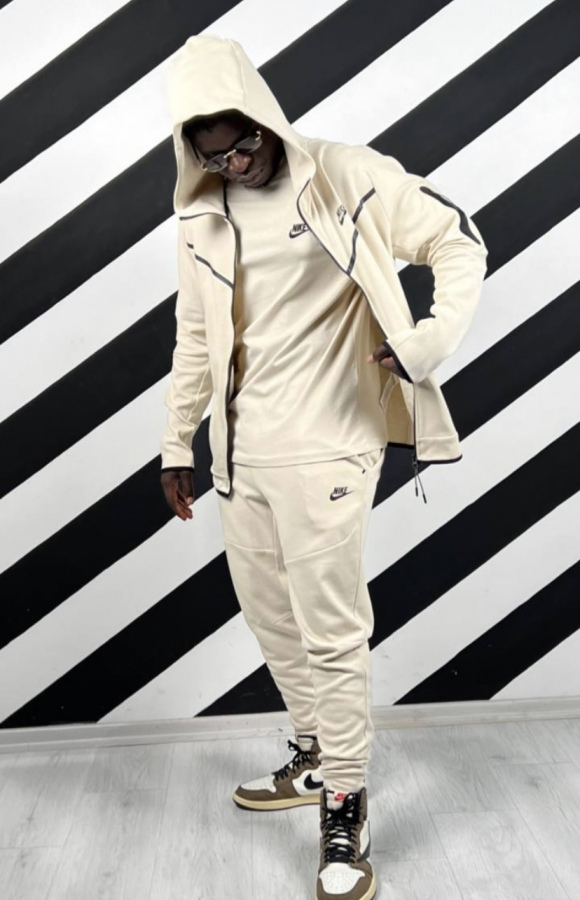 СПОРТИВНЫЙ КОСТЮМ NIKE (2)