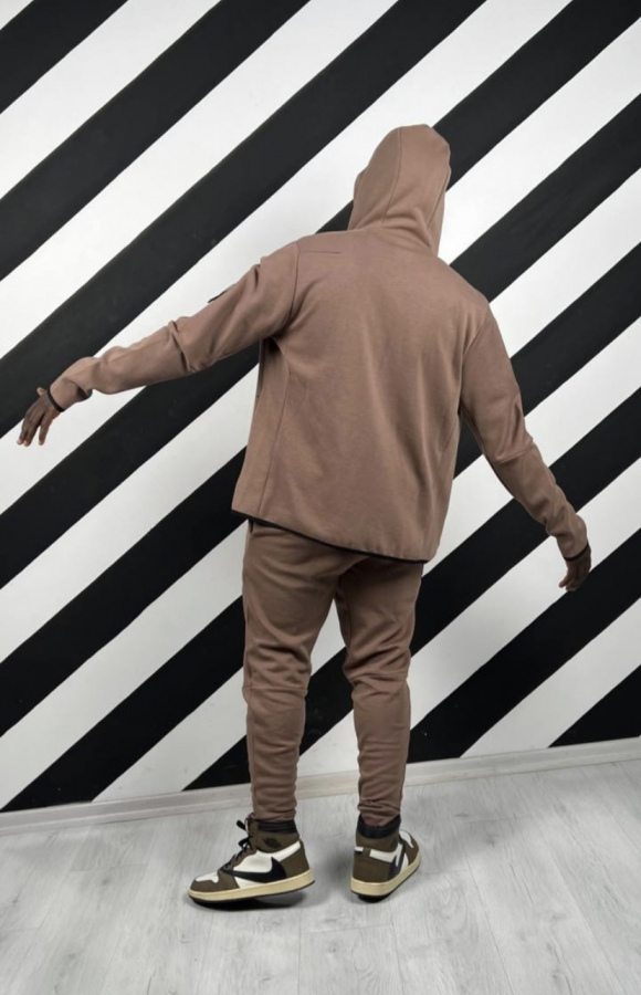 СПОРТИВНЫЙ КОСТЮМ NIKE (1)